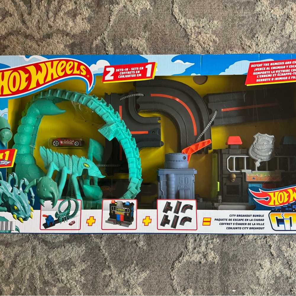 Hot Wheels City Dragon Escape Set - Teal and Black